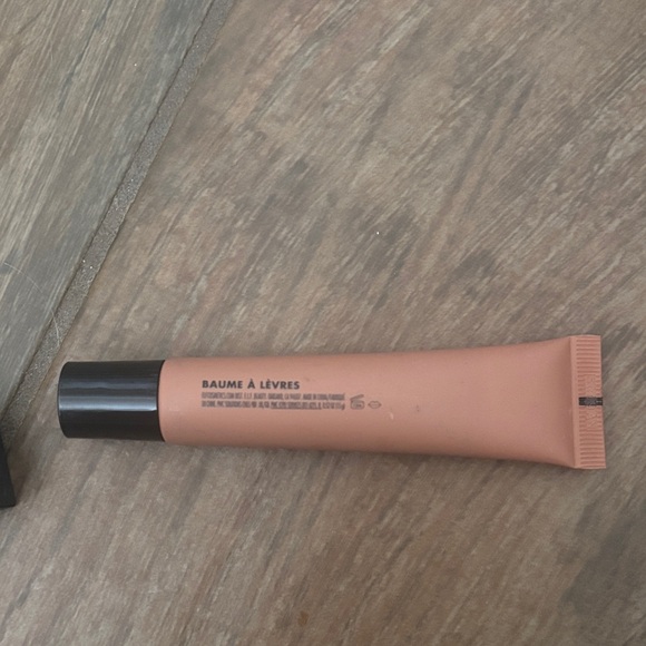 E.L.F. Makeup Set - Picture 7 of 10